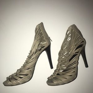 Aldo women's heels size 8 (US)